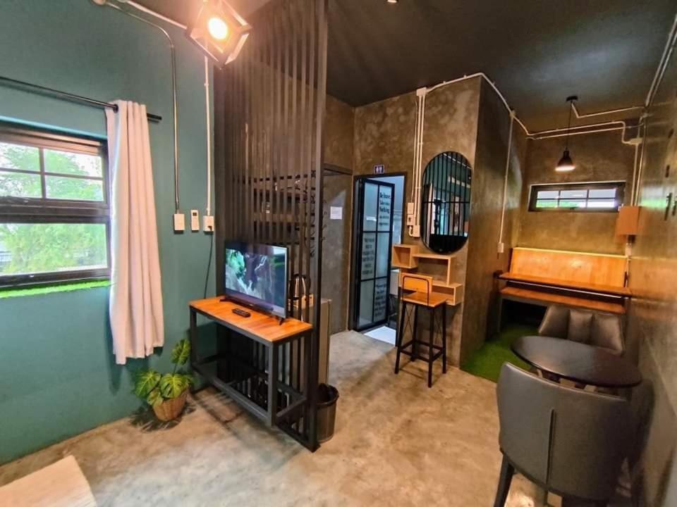 Tanwa Hotel Chiang Mai Bagian luar foto
