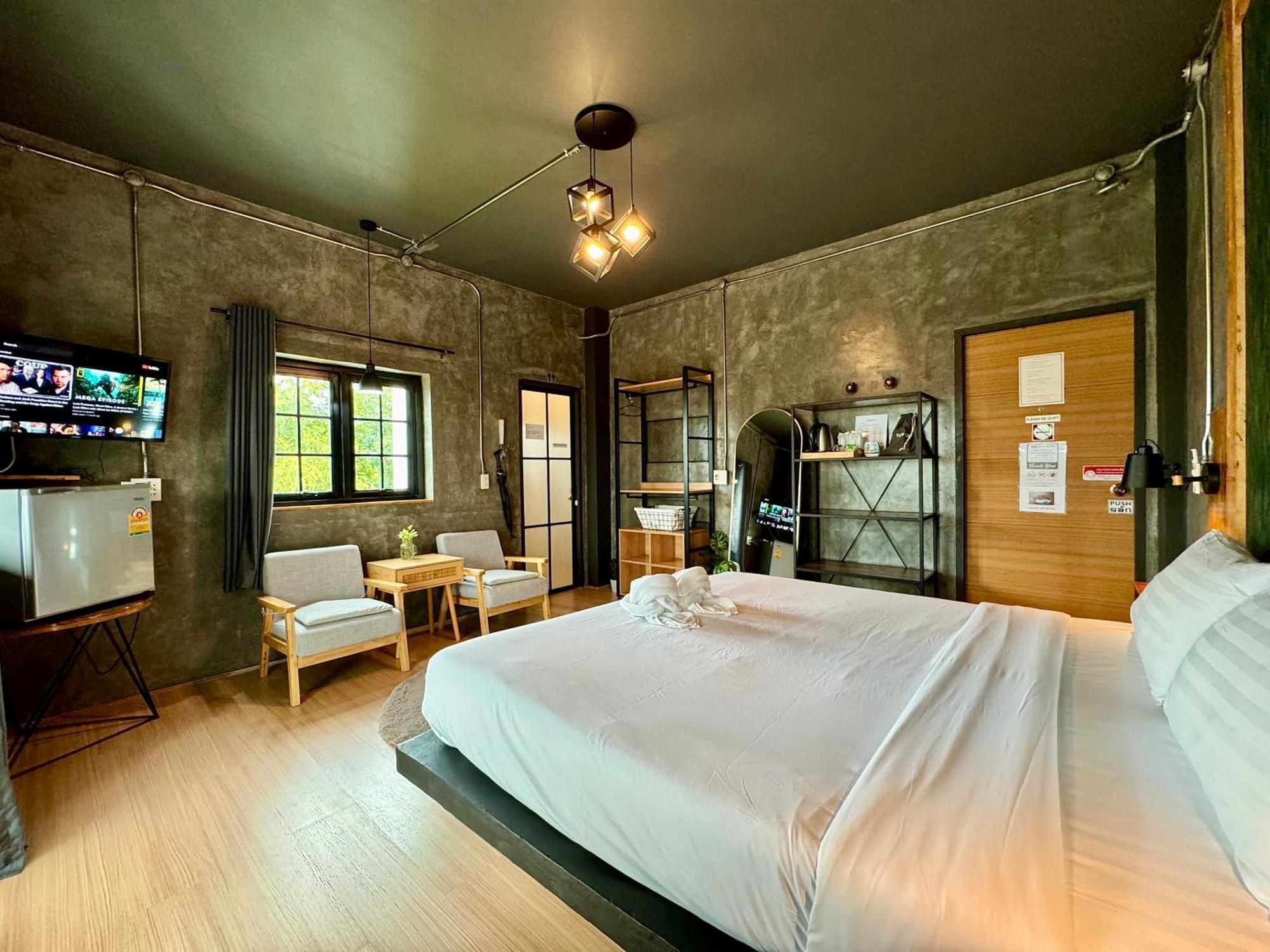 Tanwa Hotel Chiang Mai Bagian luar foto