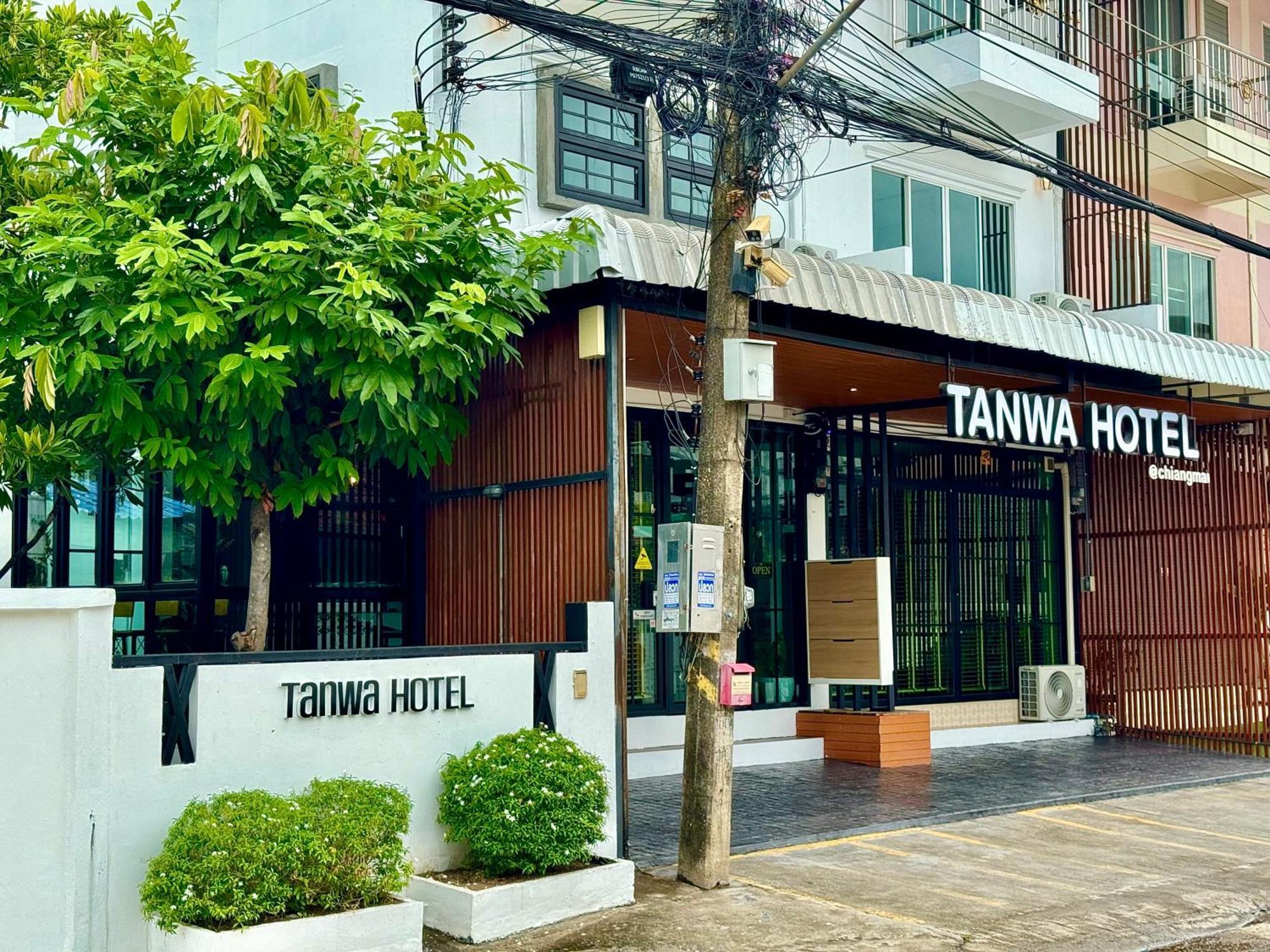 Tanwa Hotel Chiang Mai Bagian luar foto