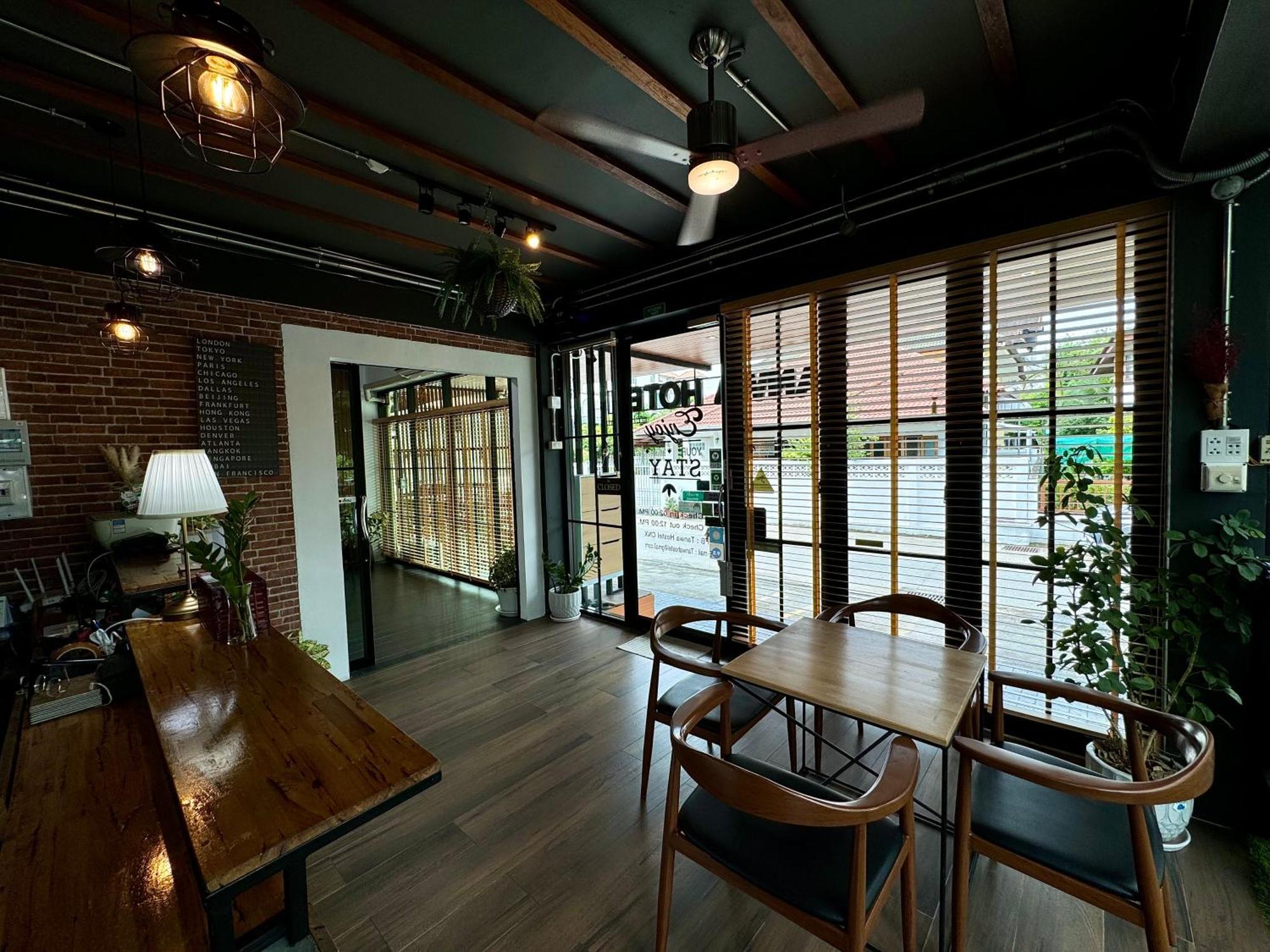 Tanwa Hotel Chiang Mai Bagian luar foto