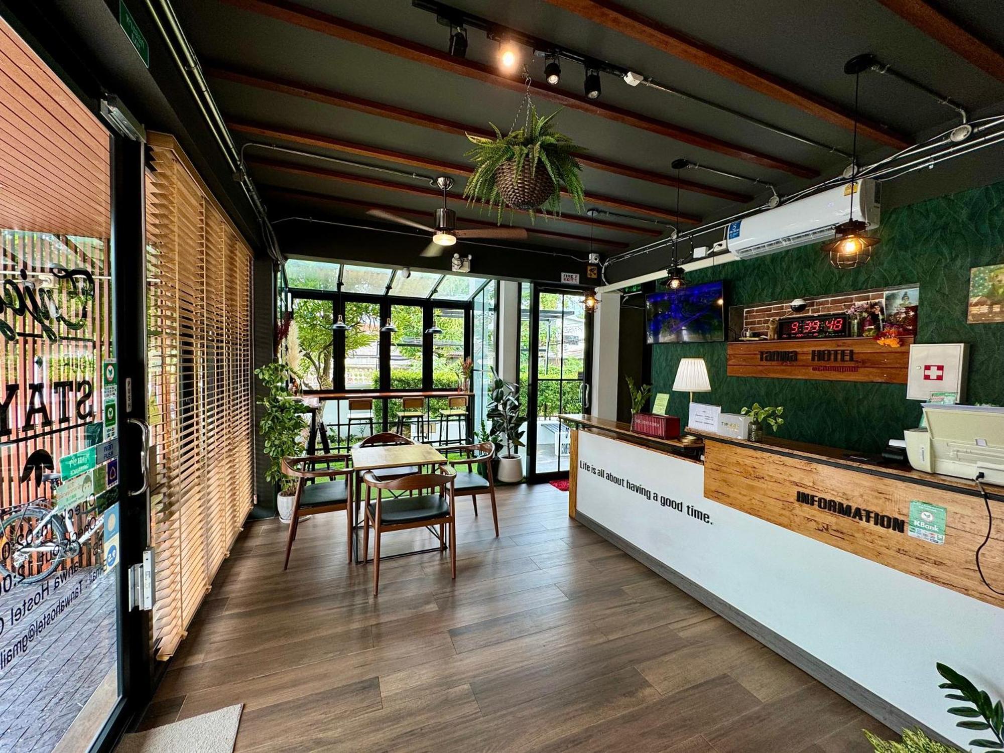 Tanwa Hotel Chiang Mai Bagian luar foto