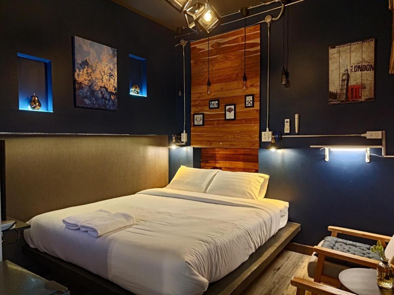 Tanwa Hotel Chiang Mai Bagian luar foto