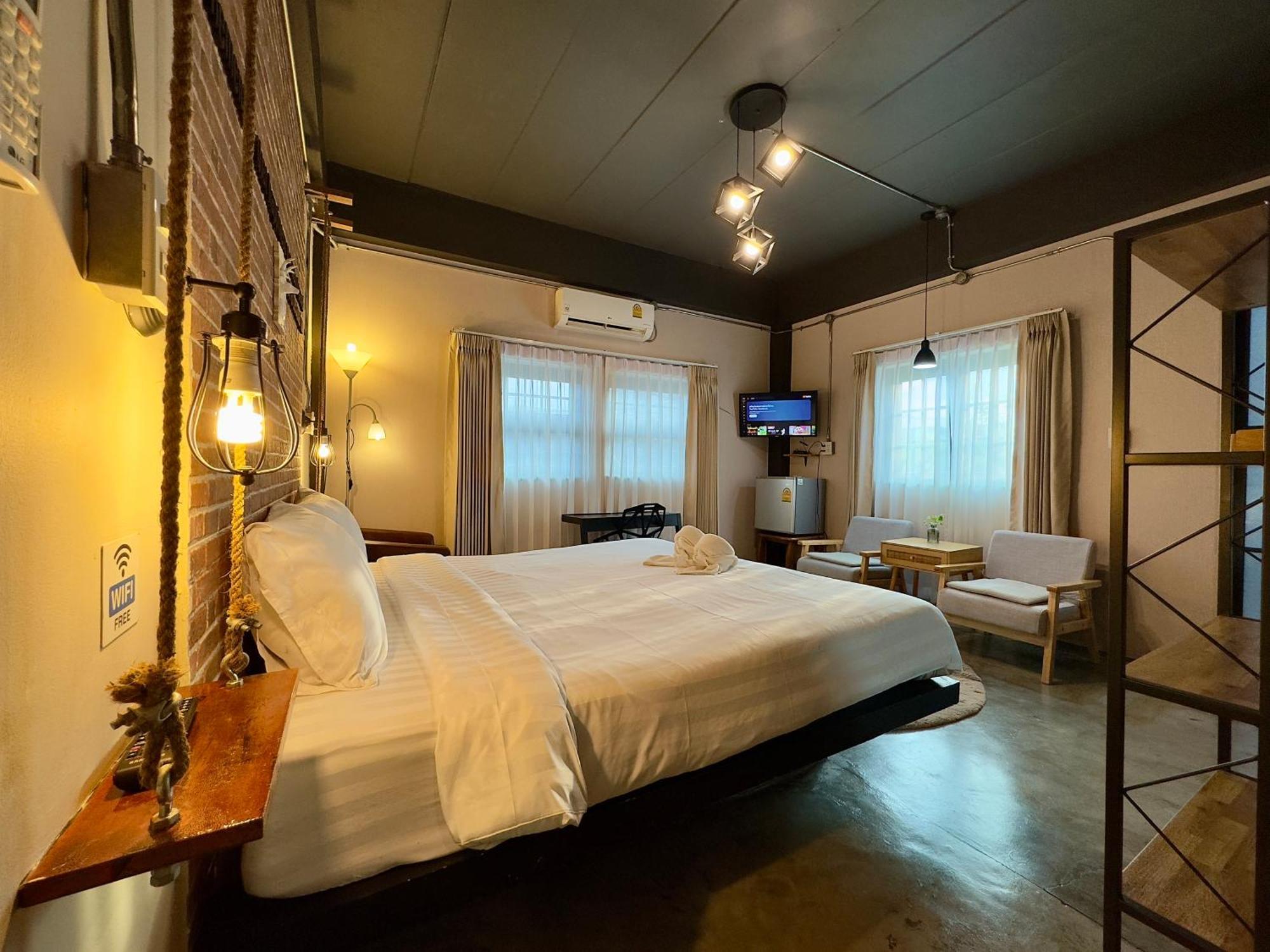 Tanwa Hotel Chiang Mai Bagian luar foto