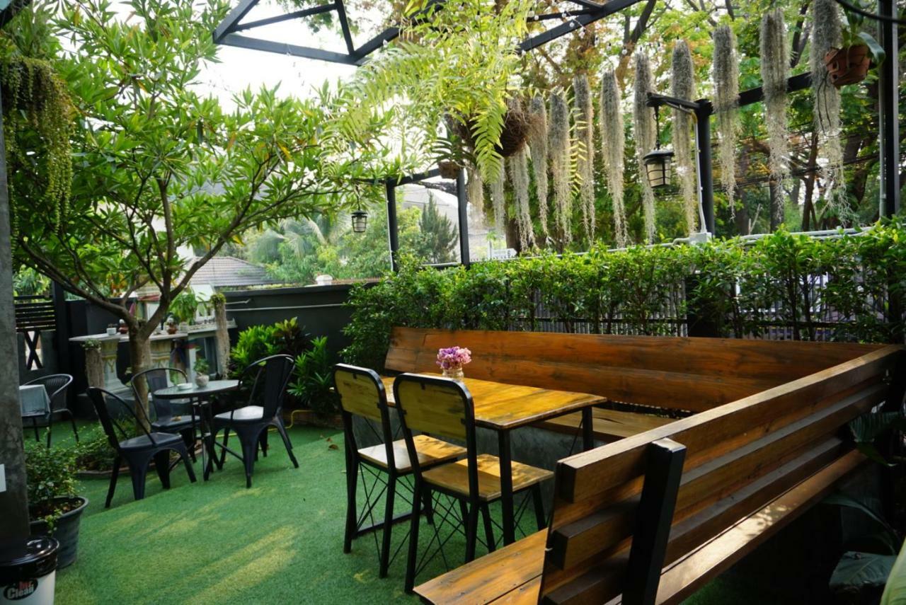 Tanwa Hotel Chiang Mai Bagian luar foto