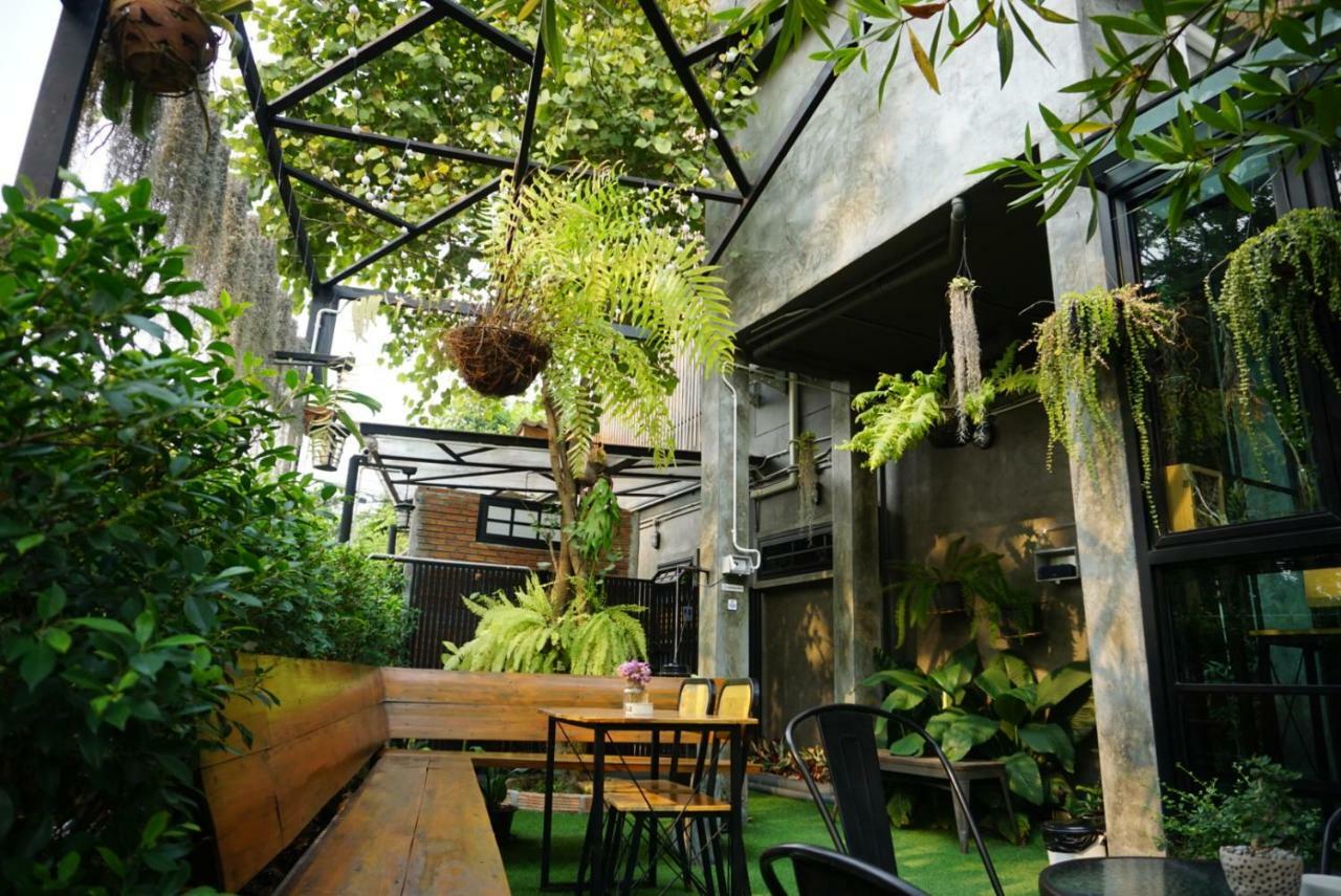 Tanwa Hotel Chiang Mai Bagian luar foto