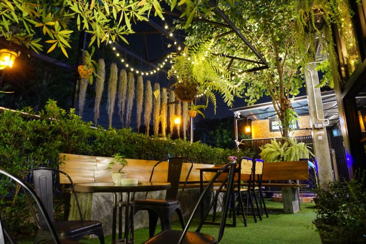Tanwa Hotel Chiang Mai Bagian luar foto