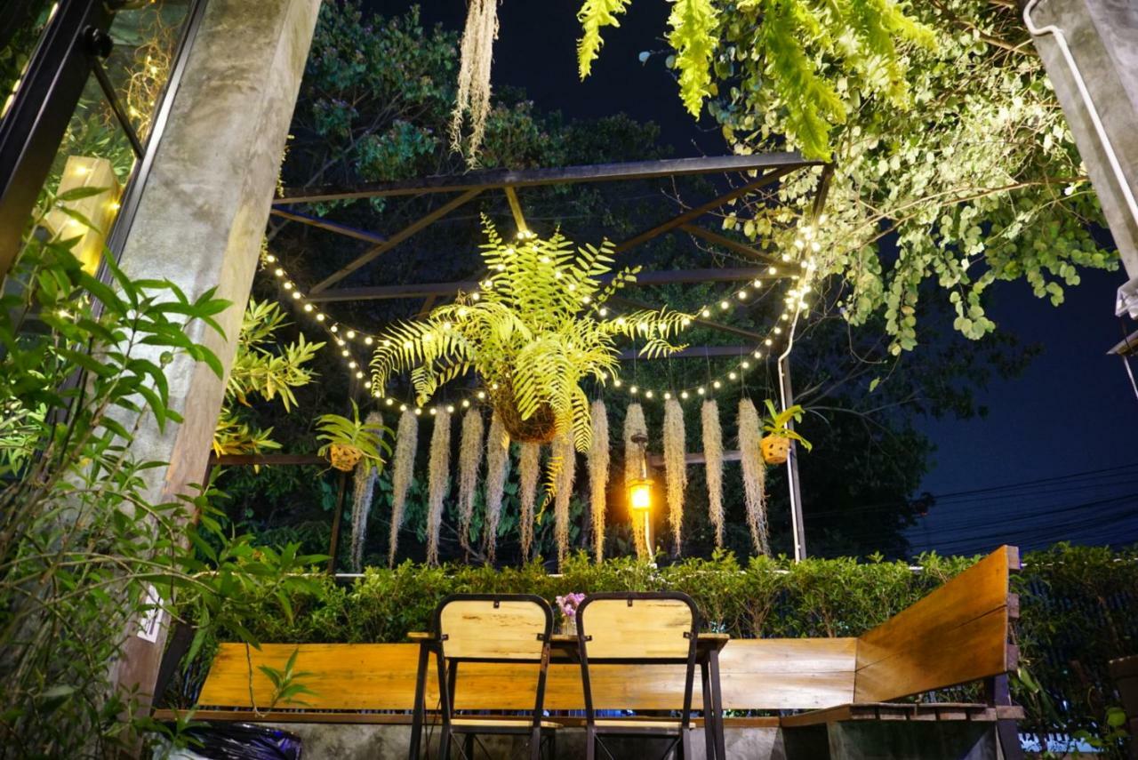 Tanwa Hotel Chiang Mai Bagian luar foto