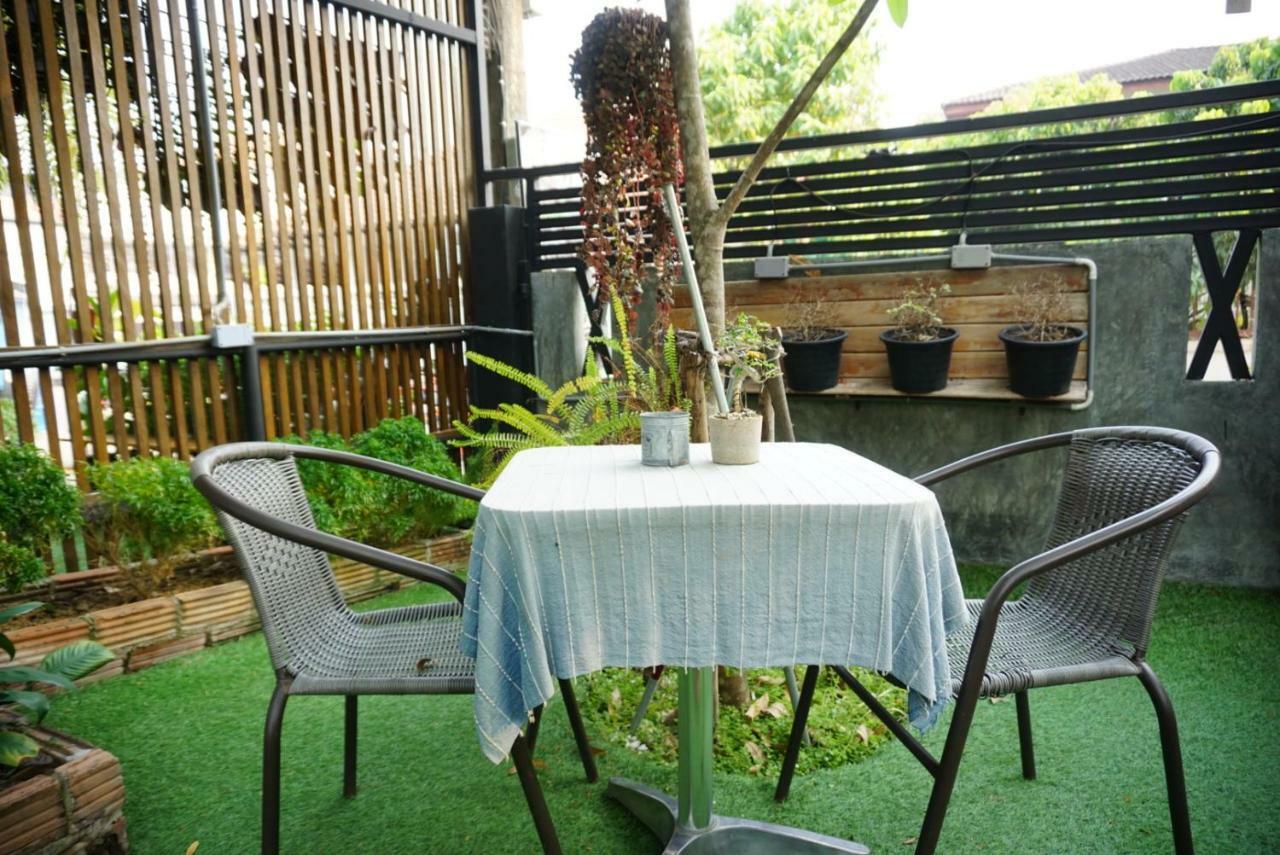 Tanwa Hotel Chiang Mai Bagian luar foto