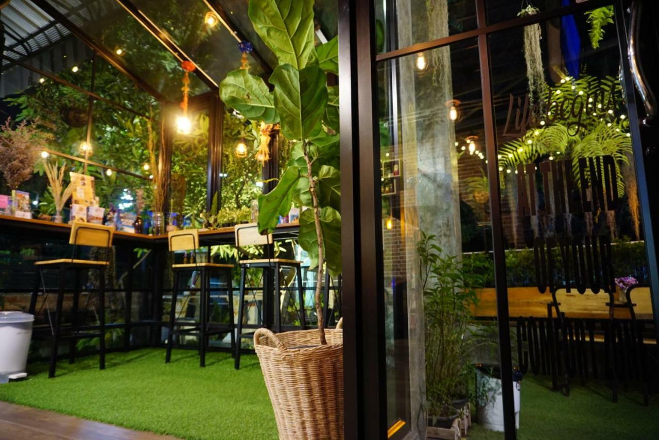 Tanwa Hotel Chiang Mai Bagian luar foto